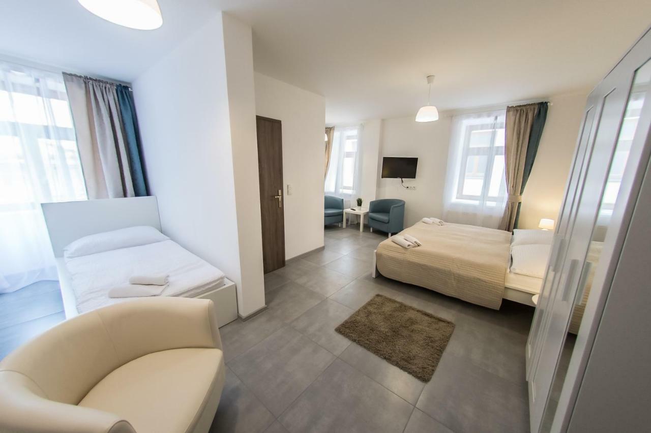 Rezidence Cerny Medved Znojmo Exterior foto